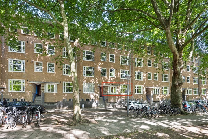 Willem de Zwijgerlaan 120-H in Amsterdam foto