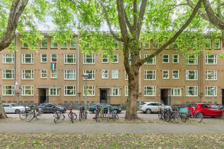 Willem de Zwijgerlaan 132-3 in Amsterdam