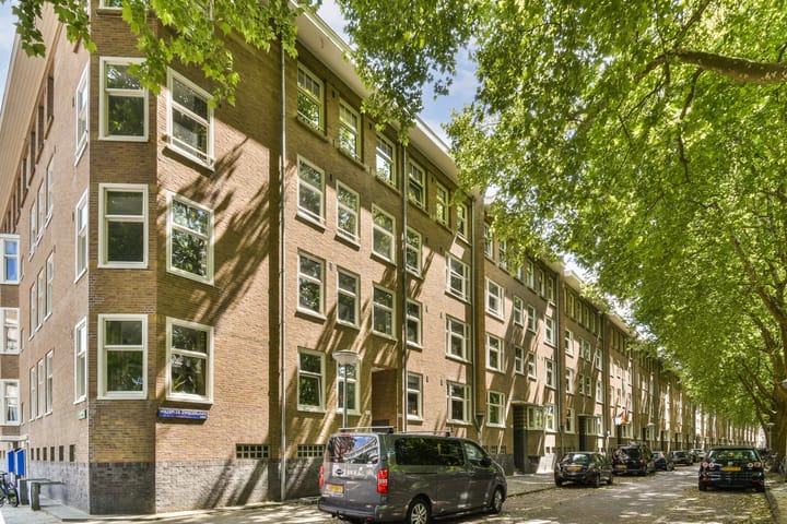 Willem de Zwijgerlaan 148-2 in Amsterdam foto
