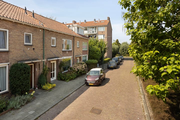 Willem Klooslaan 39 in Voorburg