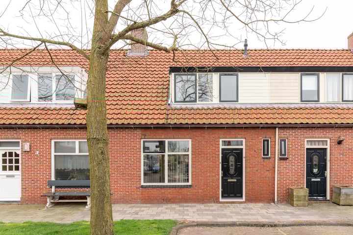 Photo of property Willem Lodewijkstraat 18, Franeker
