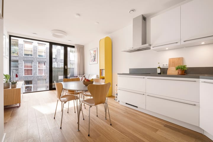 Willem Parelstraat 242 in Amsterdam