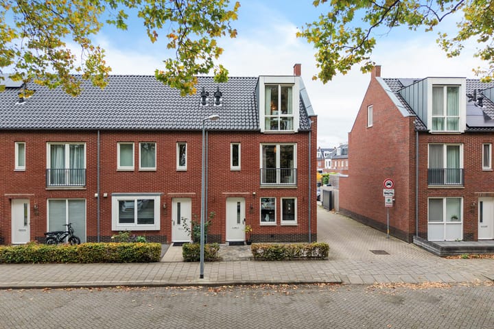 Willem Passtoorsstraat 50 in Schiedam photo
