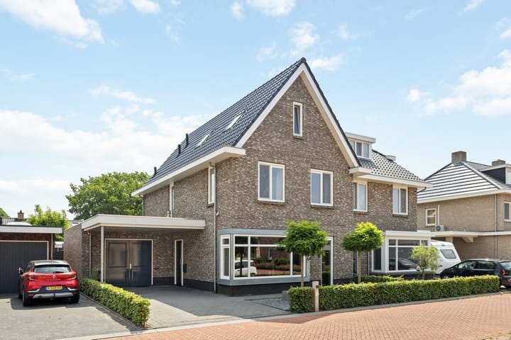 Willem Stoltehof 3 in Raalte