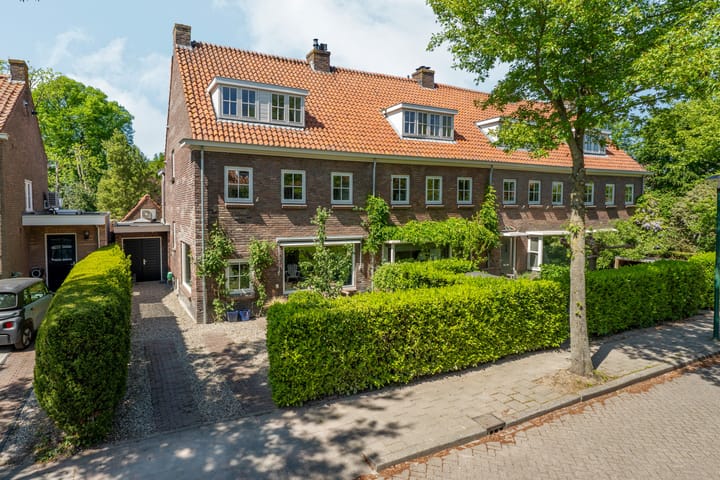 Willem van Abcoudelaan 7 in Abcoude photo
