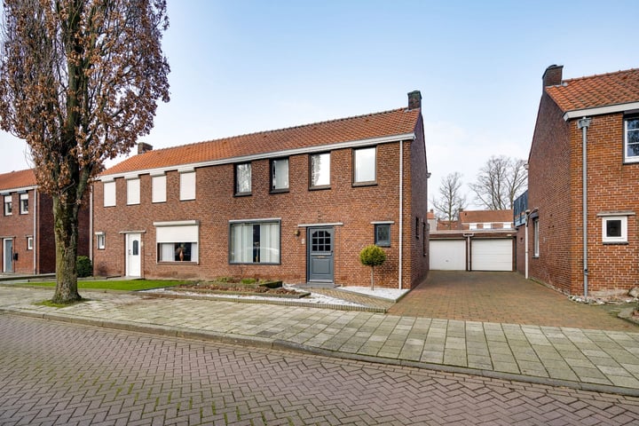 Photo of property Willem van Hornestraat 19, Weert