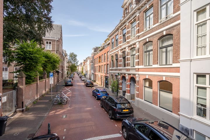 Willemstraat 13 in 's-Gravenhage foto