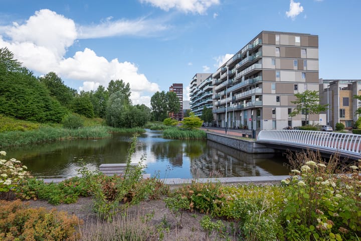 Photo of property Wim van Estlaan 39, Amsterdam