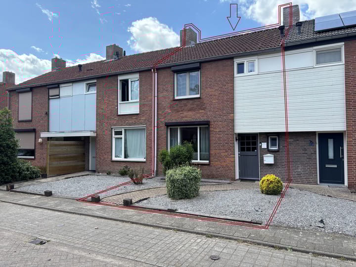 Wingerdstraat 32 in Heythuysen