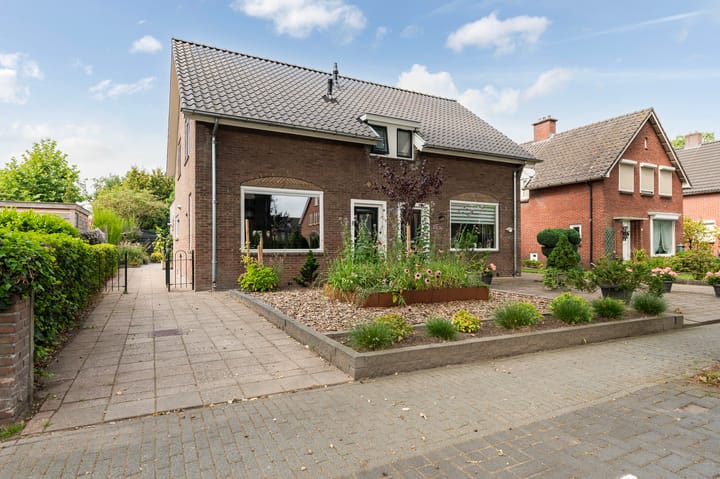Wispelweg 21 in Luttenberg foto