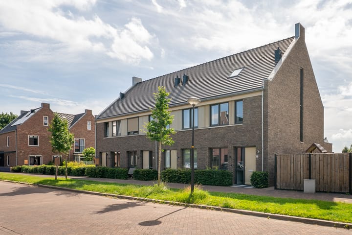 Photo of property Witbolstraat 7, Heerhugowaard