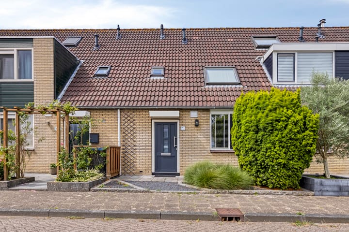 Witte de Withplein 28 in Hellevoetsluis foto