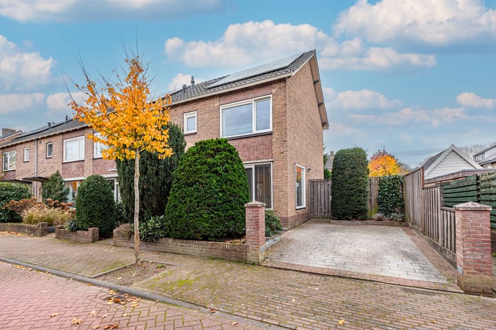 Witte de Withstraat 27 in Huizen