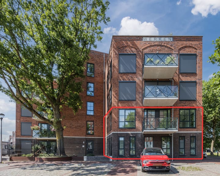Wittoucksingel 8 in Bergen op Zoom foto