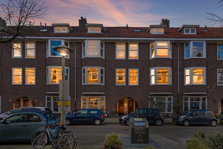 Woestduinstraat 140-2 in Amsterdam