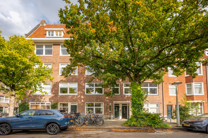 Woestduinstraat 17-2 in Amsterdam