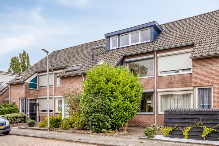 Wolgaplantsoen 5 in Drunen