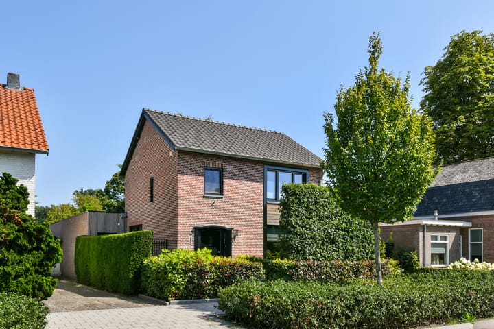 Wollenbergstraat 5a in Waalre photo