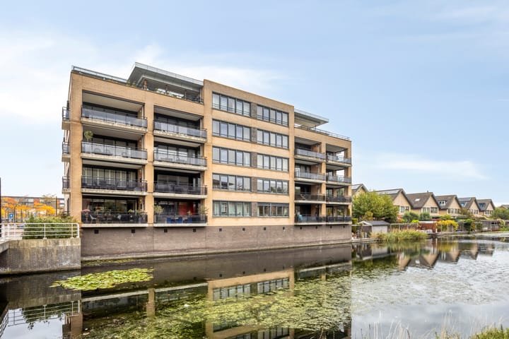 Photo of property Wolvenburg 36, Barendrecht