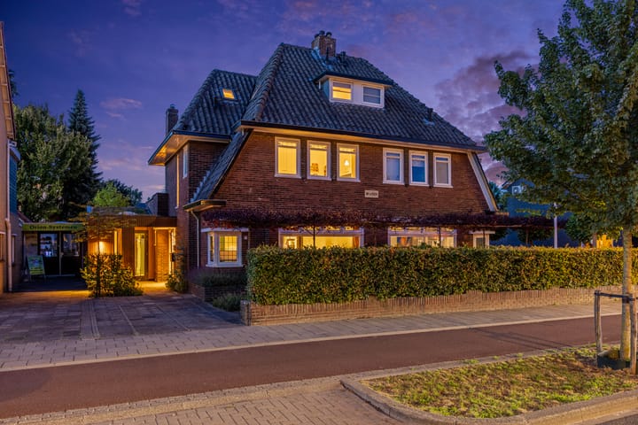 Woolderesweg 82 in Hengelo photo