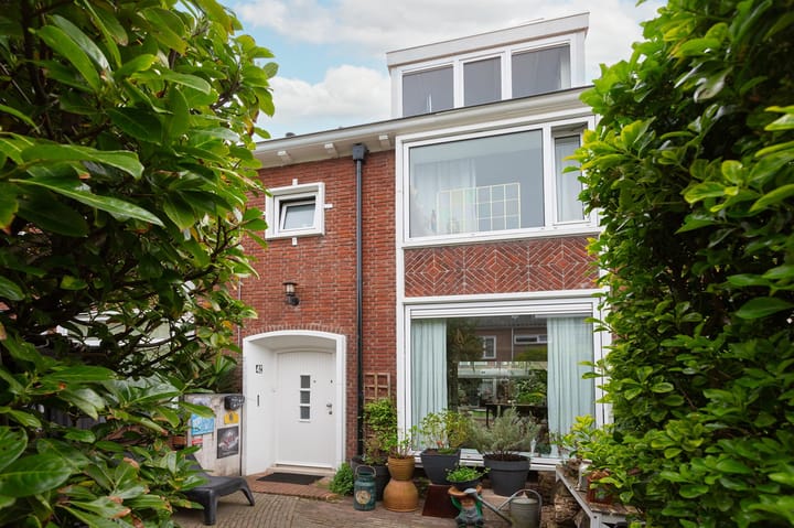 Wormerveerstraat 42 in 's-Gravenhage