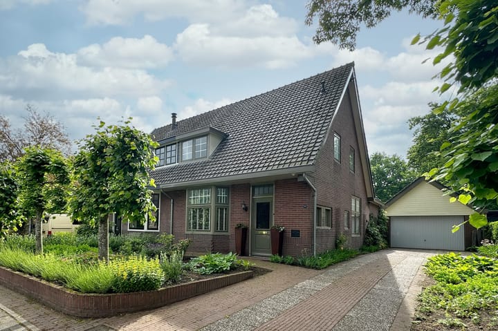 Photo of property Woudenbergseweg 82, Maarsbergen