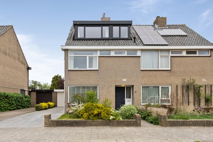 Woudweg 7 in Vijfhuizen