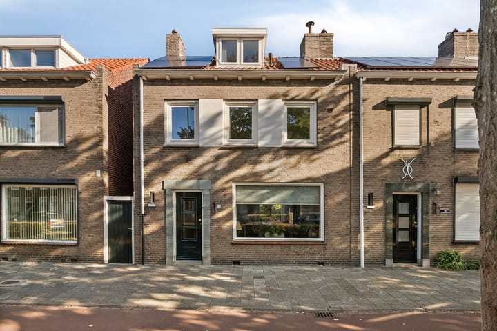 Wouwsestraatweg 43, Bergen op Zoom Photo of property Wouwsestraatweg 43, Bergen op Zoom