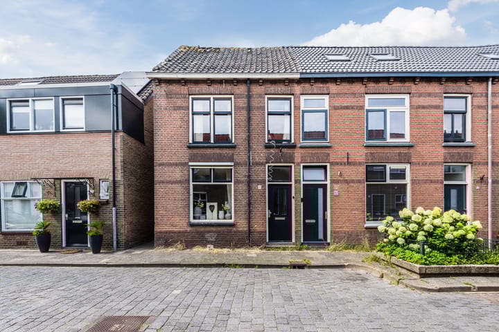 Wttewaall van Stoetwegenstraat 1D in Kampen