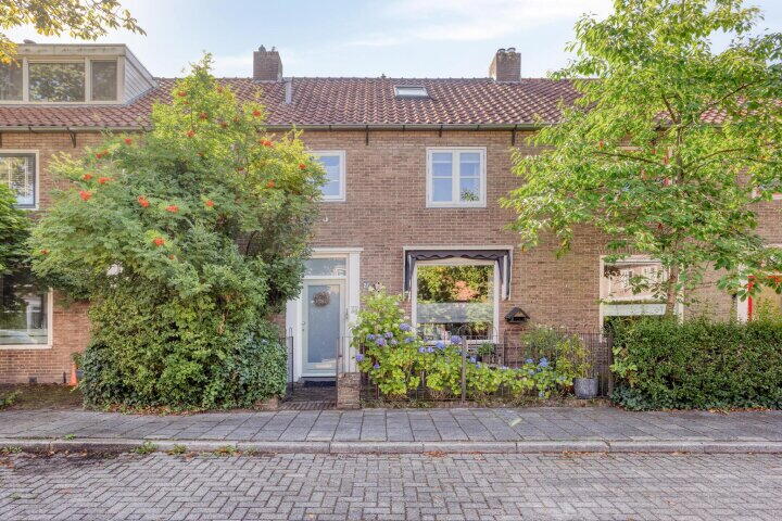 Online Woningbrochure voor www.antiloopstraat27.nl