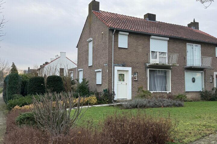 Online Woningbrochure voor www.bernhardstraat6.nl