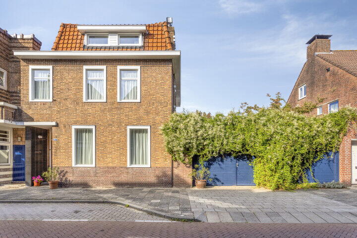 Online Woningbrochure voor www.burgemeesterschoonheijtstraat57.nl