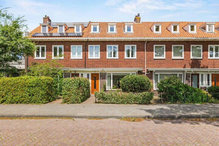 Online Woningbrochure für www.charlottevanmontpensierlaan8.nl