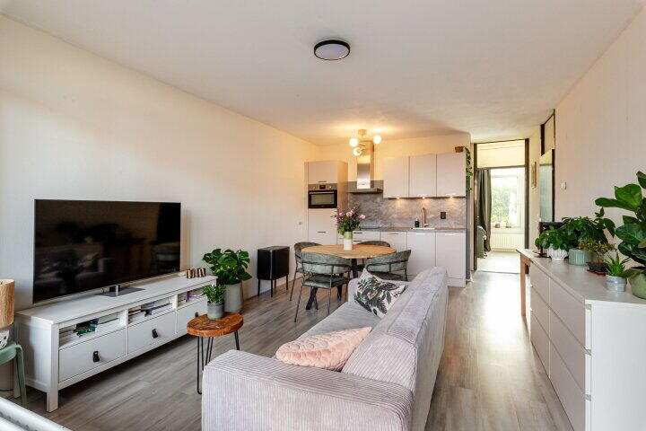 Online Woningbrochure voor www.deveste17-74.nl