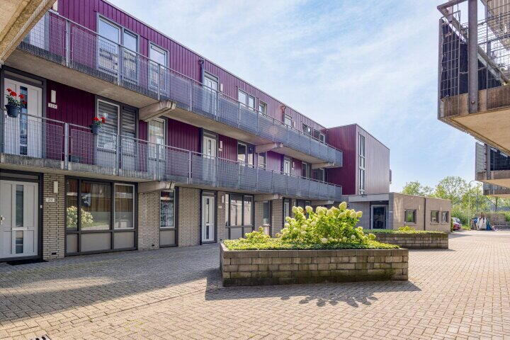 Online Woningbrochure voor www.drwillemdreessingel257.nl