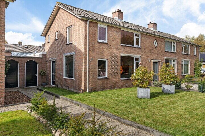Online Woningbrochure voor www.essendreef9.nl