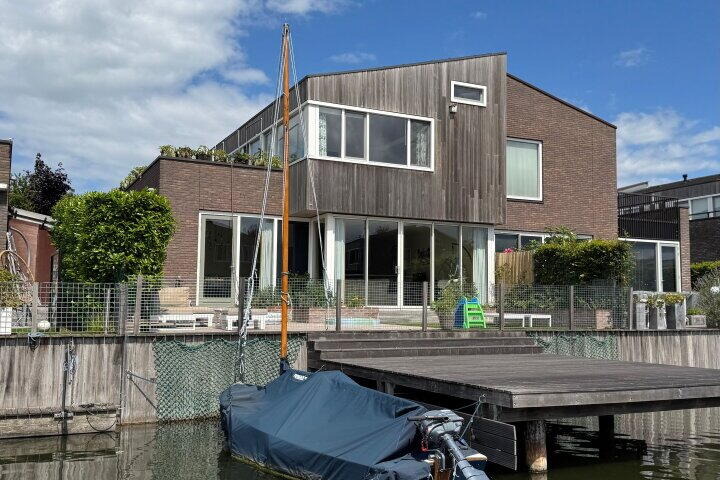 Online Woningbrochure voor www.helmstok14.nl