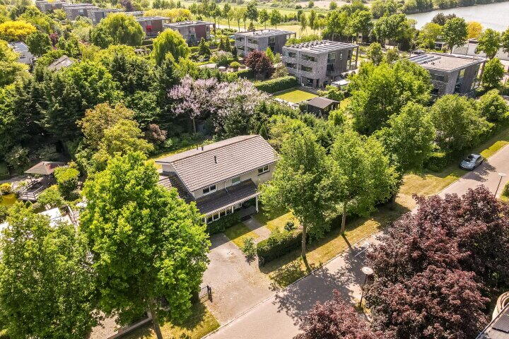 Online Woningbrochure voor www.hollandsehout86.nl