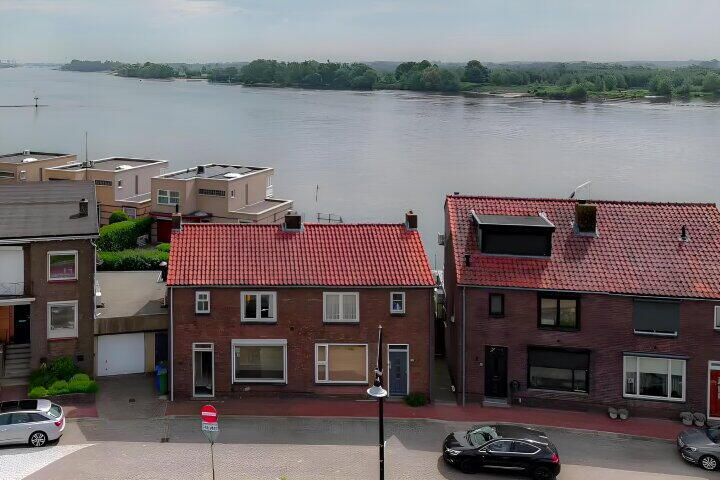Online Woningbrochure for www.rivierdijk32.nl