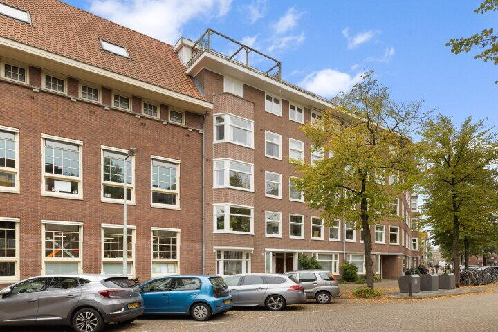 Online Woningbrochure for www.soembawastraat65c.nl