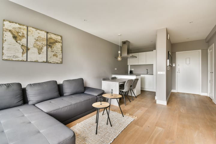 Online Woningbrochure für www.vanboshuizenstraat15.nl