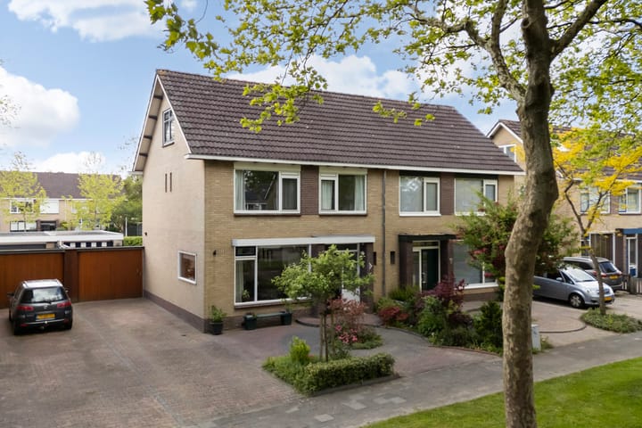 Photo of property Wythústerwei 26, Stiens