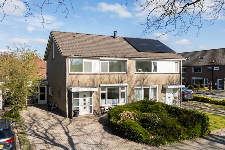 Photo of property Wythústerwei 65, Stiens