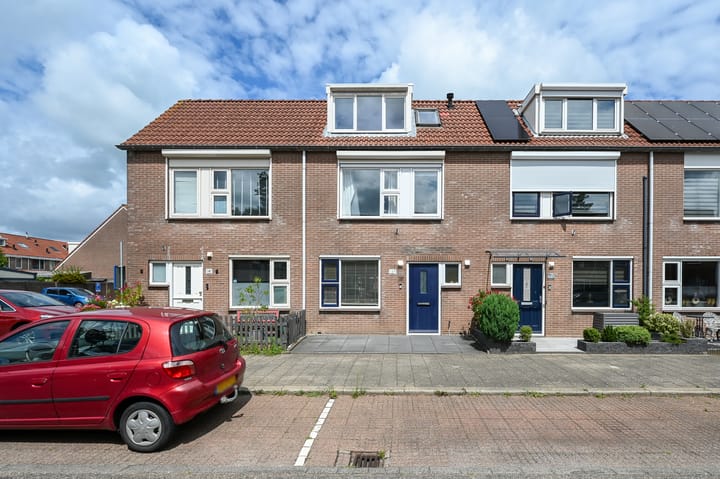 Zadelmaker 143 in Alphen aan den Rijn