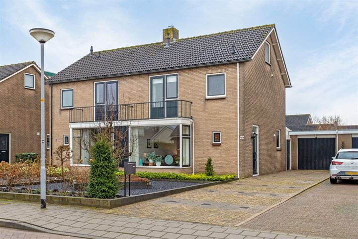 Zalmstraat 22 in Brakel