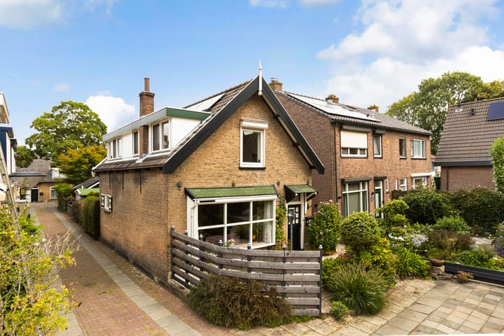Zalmstraat 8 in Krimpen aan de Lek