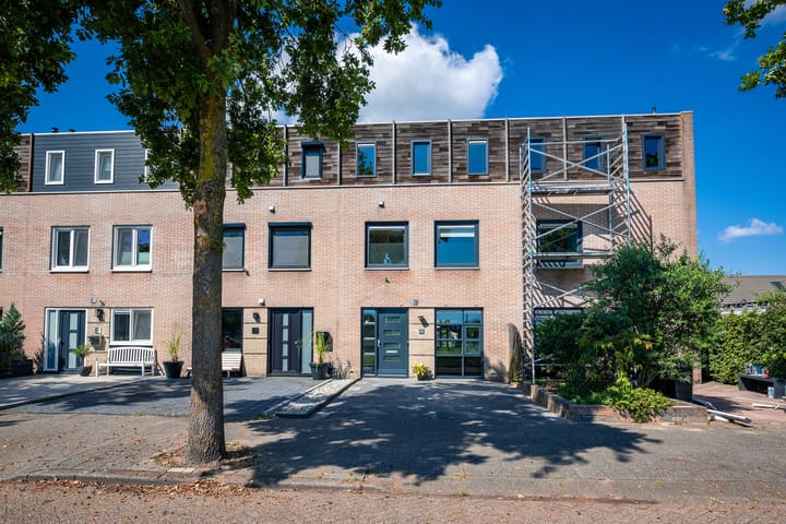 Zandaak 24 in Velserbroek