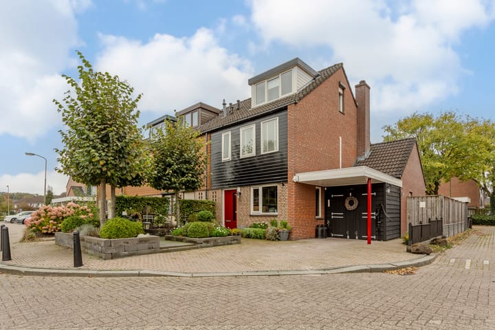 Zandakker 12 in Heerde