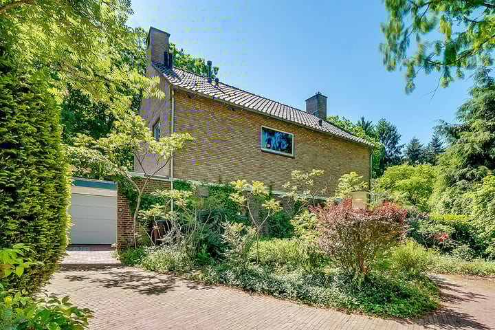Photo of property Zandbergenlaan 18, Amersfoort