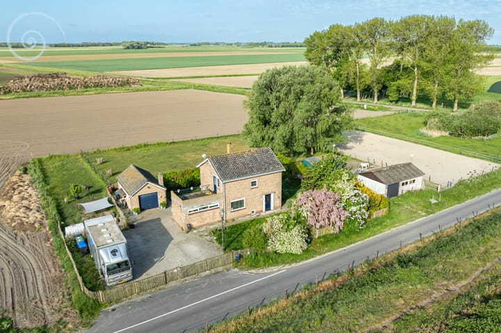 Zandgorsweg 3 in Stellendam foto